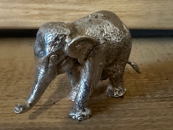 Linking elephants