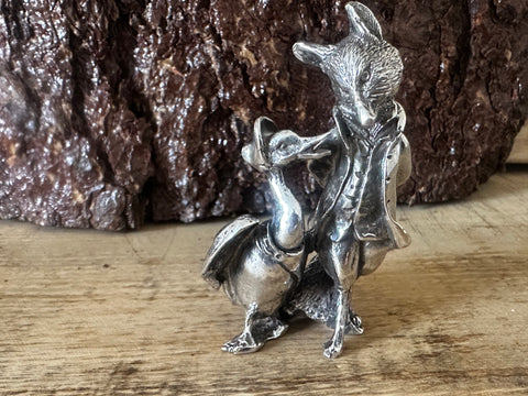 Gentlemen fox with Mrs duck