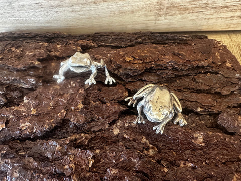 Silver frogs